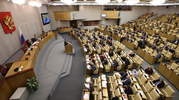 В Госдуме предложили запретить детям и женам чиновников вести бизнес 